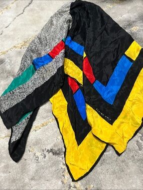 vintage Elaine Gold silk scarf featuring a geometric